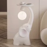 طاولة جانبية على شكل فيل