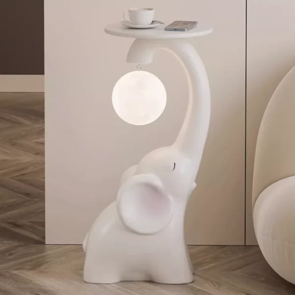 طاولة جانبية على شكل فيل