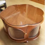 ⁦طاولة قهوة دائرية بتصميم كلاسيك⁩ - الصورة ⁦5⁩