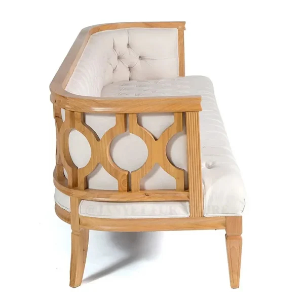 كنب جلسات خارجية خشب بتصميم كلاسيك