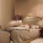 ⁦سرير نوم بتصميم كلاسيكي⁩ - الصورة ⁦5⁩
