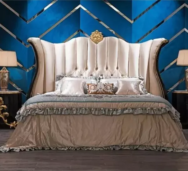 سرير نوم كلاسيك فخم