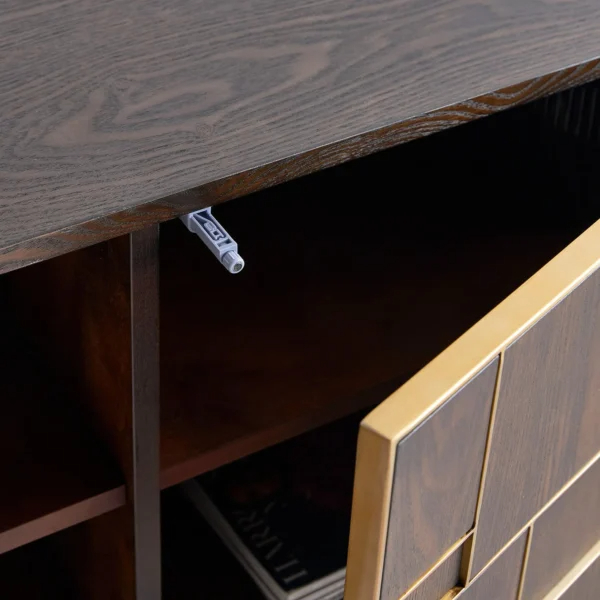 طاولة تلفزيون كبيرة فاخرة