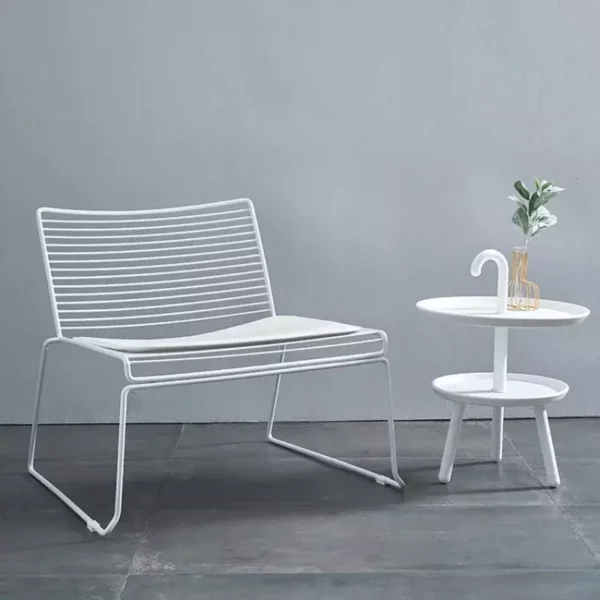 طاولة جانبية على شكل مظلة