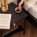 ⁦طاولة جانبية للسرير خشب⁩ - الصورة ⁦10⁩