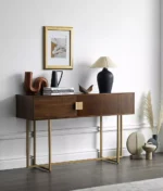 كونسول من تصميم بسيط