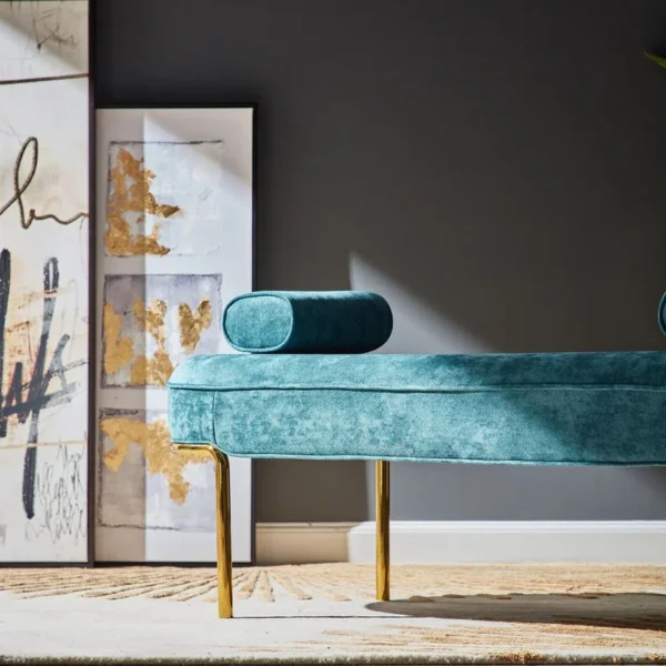 مقعد بنش من تصميم فاخر 