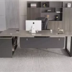 مكتب خشبي مع خزانة جانبية بأدراج مميزة - Image 14