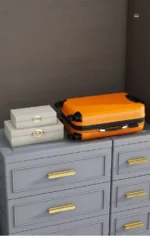 ⁦خزانة ملابس من معدن مميز⁩ - الصورة ⁦8⁩