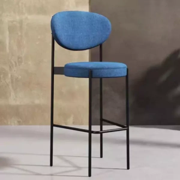 كرسي بار معدني مرتفع