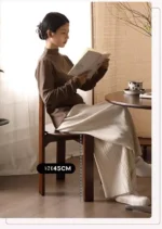 ⁦كرسي طاولة طعام من خشب⁩ - الصورة ⁦2⁩