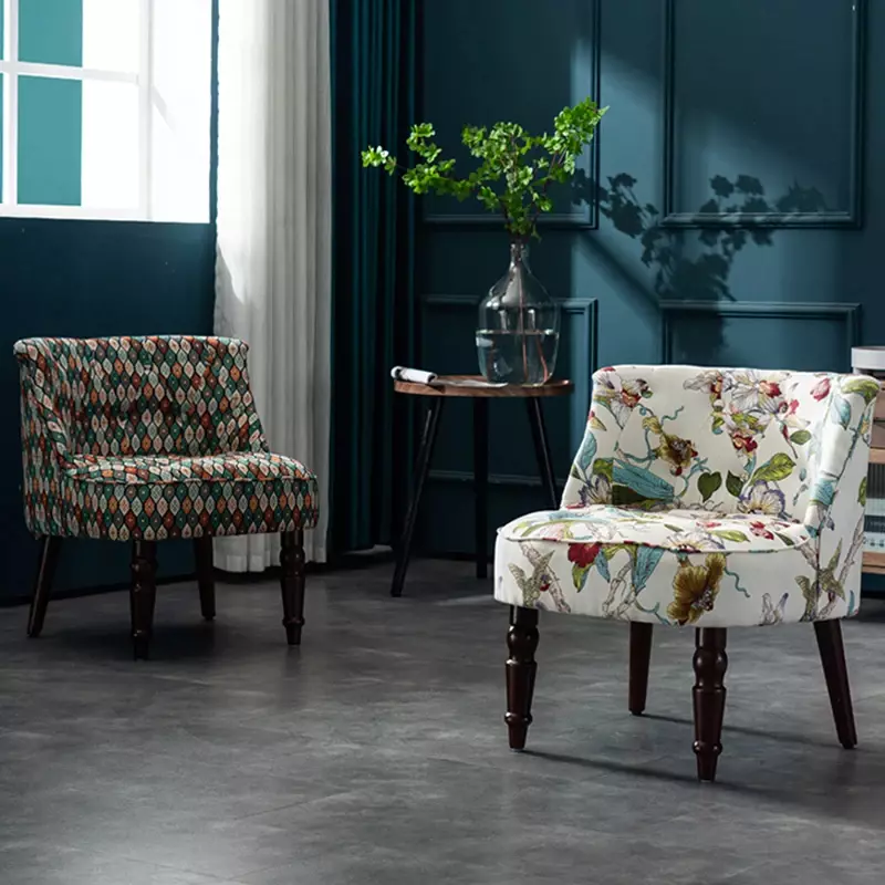 Single chair (1) كرسي مفرد صاله بتصميم عتيق