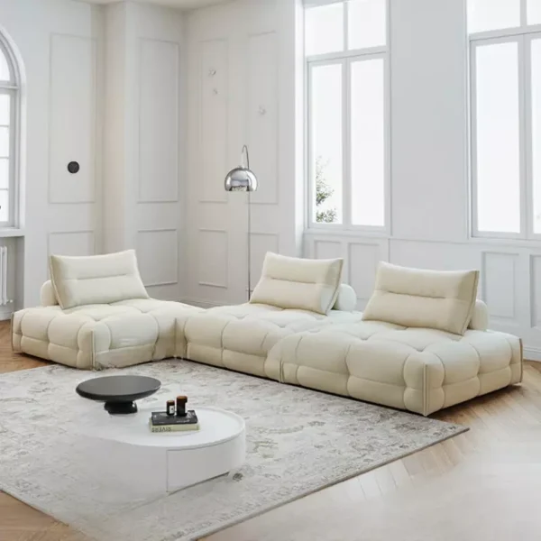 كنب مفرد بتصميم غرفة معيشة فخمة