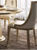 طاولة طعام مستديرة مع كراسي بتصميم ملكي - Image 6