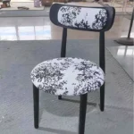 ⁦كرسي طاولة طعام من تصميم ريفي عتيق⁩ - الصورة ⁦2⁩