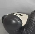 ⁦كنب استرخاء شكل قفاز⁩ - الصورة ⁦6⁩