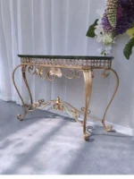 طاولة كونسول بتصميم كلاسيك مميز