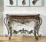 طاولة كونسول بتصميم كلاسيك مميز