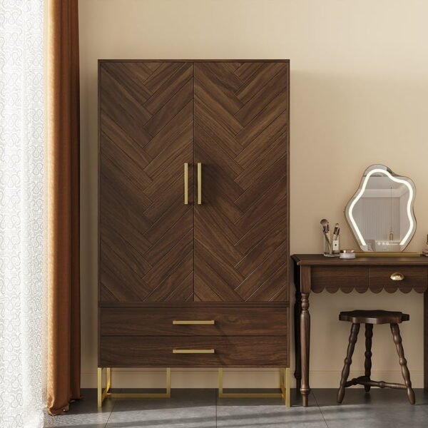 خزانة ملابس مع أدراج بتصميم عصري