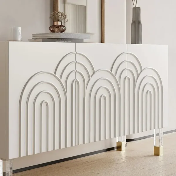 طاولة بوفيه مودرن بيضاء بثلاثة أبواب بنقشة متموجة