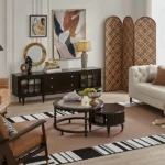 طاولة تلفاز بأبواب زجاجية