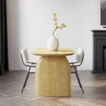 طاولة طعام خشبية على الطراز الياباني