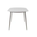 طاولة طعام خارجية بيضاوية الشكل