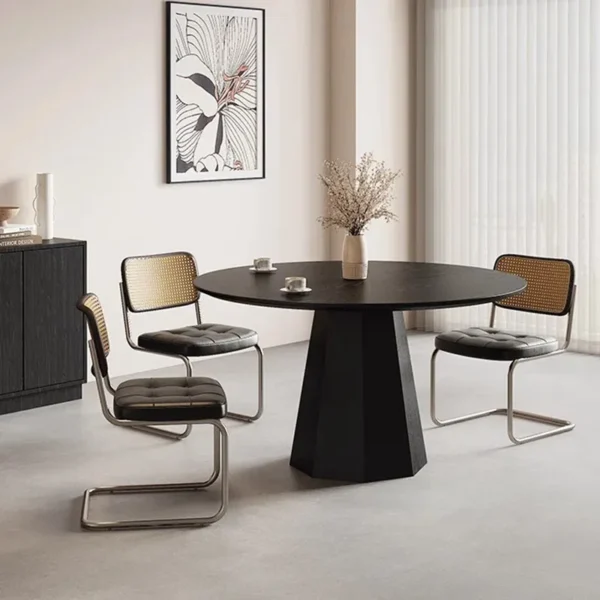 طاولة طعام قابلة للتمديد بتصميم جاباندي