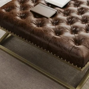 طاولة قهوة مربعة من الجلد