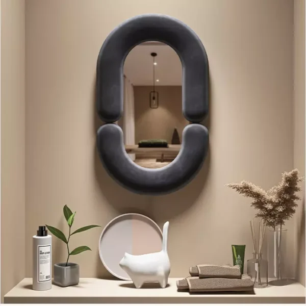 مرايا جدارية مع اطار مميز