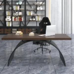طاولة مكتب بشكل مستطيل مع قاعدة منحنية