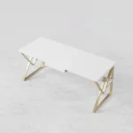 طاولة مكتب للعمل بتصميم مميز