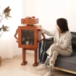 كورنر كوفي على شكل انسان ألي