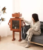 كورنر كوفي على شكل انسان ألي