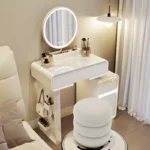 تسريحة لون ابيض