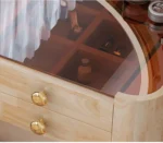 ⁦طاولة تسريحة مميزة بسطح زجاج⁩ - الصورة ⁦4⁩