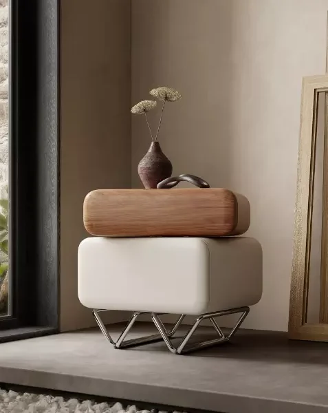 طاولة جانبية للسرير بتصميم ايطالي مميز