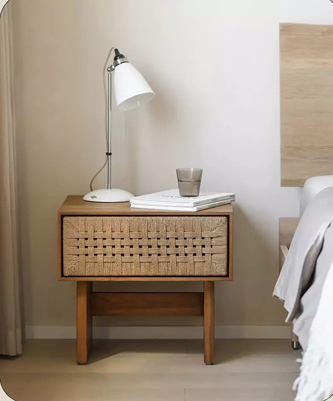 كومودينة-خشبية-بتصميم-كلاسيكي كومودينة خشبية بتصميم كلاسيكي