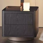 طاولة جانبية للسرير بتصميم كلاسيك