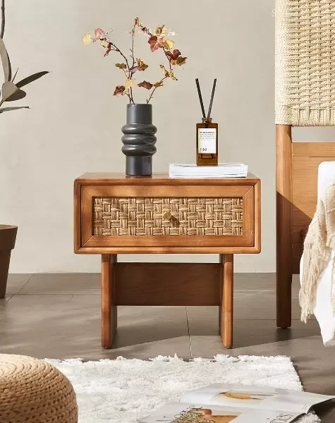 طاولات جانبية خشبية