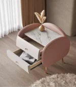 ⁦طاولة جانبية للسرير بتصميم راقي مميز⁩ - الصورة ⁦4⁩