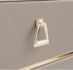 ⁦طاولة جانبية للسرير بتصميم فخم وانيق⁩ - الصورة ⁦7⁩