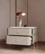 ⁦طاولة جانبية للسرير بتصميم فخم وانيق⁩ - الصورة ⁦6⁩