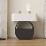 طاولة جانبية للسرير بقاعدة دائرية 