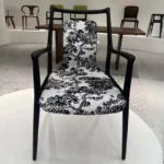 ⁦كرسي طعام بتصميم عملي مميز و شيك⁩ - الصورة ⁦5⁩