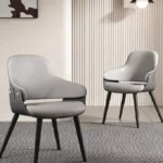 كرسي طعام جلدي بتصميم مميز