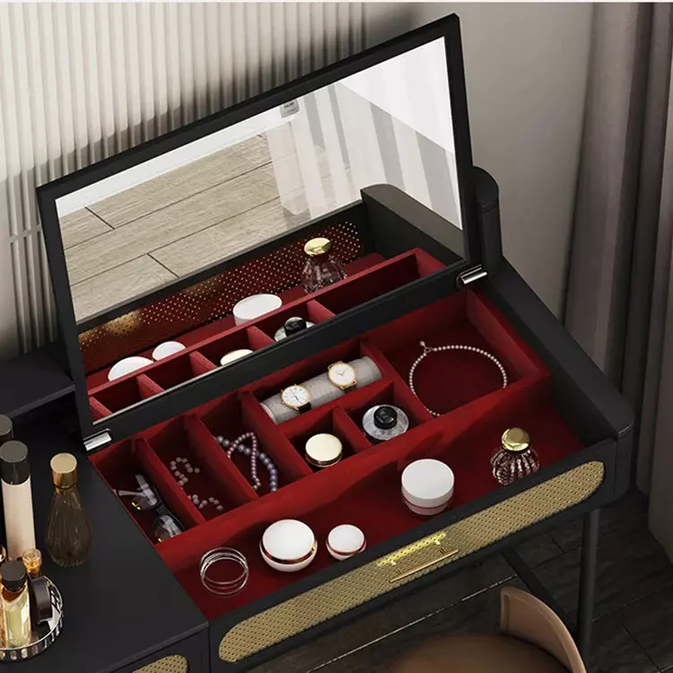 تسريحة مع كرسي فاخرة لغرفة النوم 