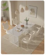 طاولة طعام مع كراسي بتصميم فرنسي