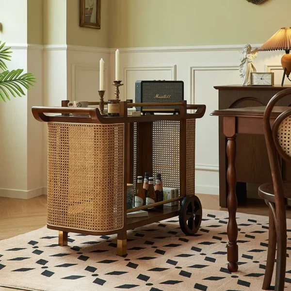 عربة ضيافة بتفاصيل مميزة عملية