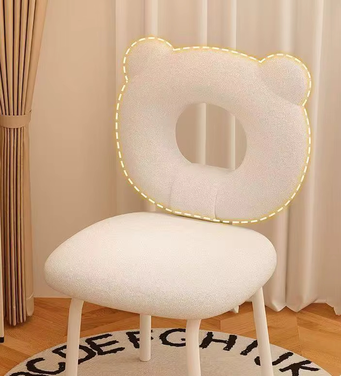 كرسي تسريحة على شكل دب 